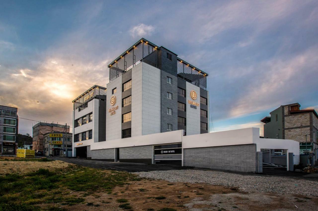 Hotel Brown Dot Gijang Yeonhwari Pusan Zewnętrze zdjęcie