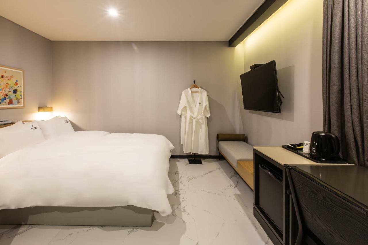 Hotel Brown Dot Gijang Yeonhwari Pusan Zewnętrze zdjęcie