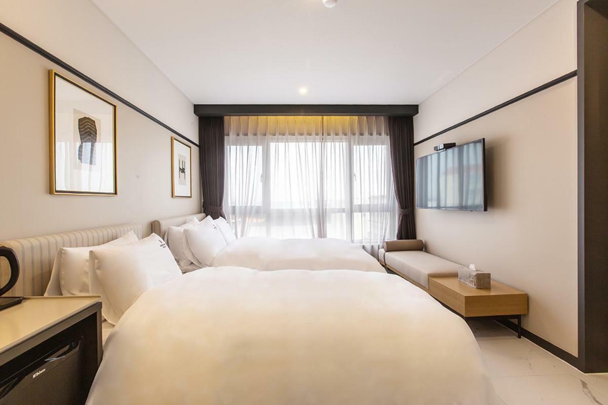Hotel Brown Dot Gijang Yeonhwari Pusan Zewnętrze zdjęcie